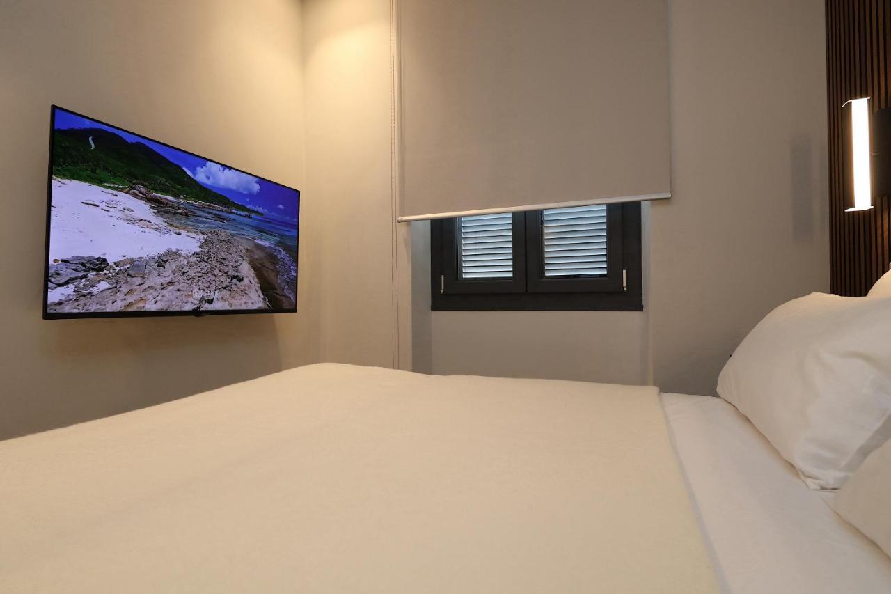 Renovated & Fully Equipped-Luxurious-2Room Fontana Suite, It Just Doesn'T Get Any Better! Olbia Exterior foto
