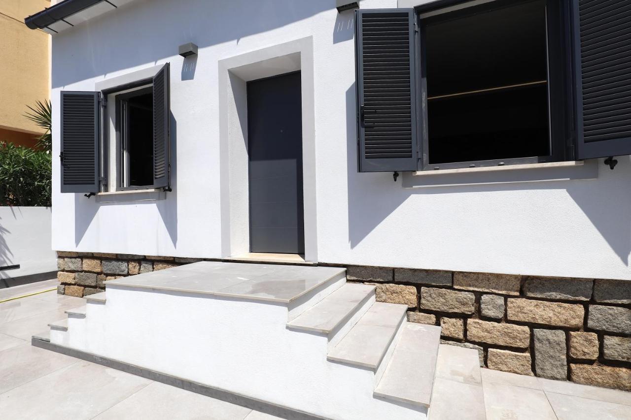 Renovated & Fully Equipped-Luxurious-2Room Fontana Suite, It Just Doesn'T Get Any Better! Olbia Exterior foto